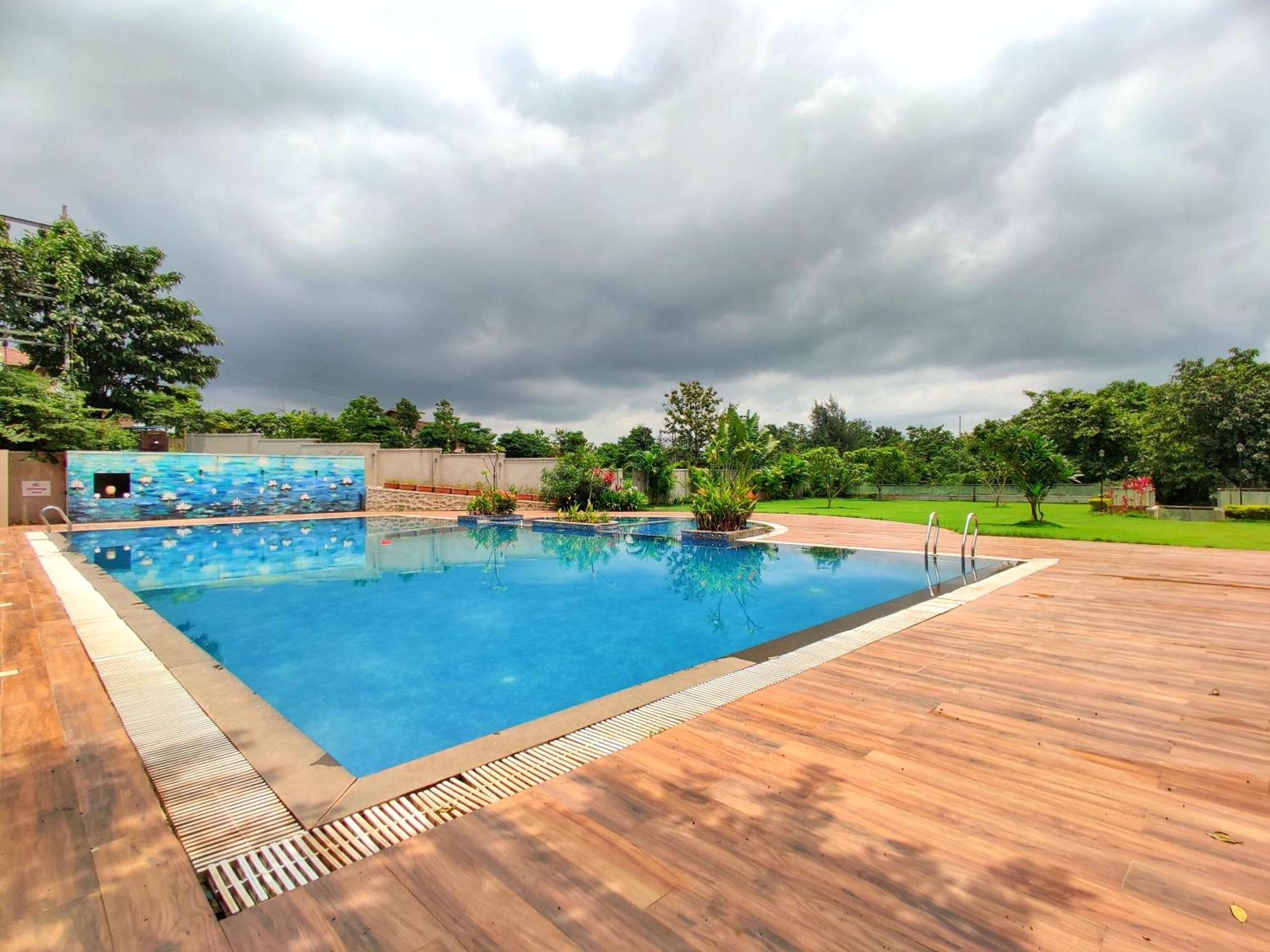 Pushpam Sanskruti Resort Karjat - A Pure Veg Resort Dhamni Exterior photo
